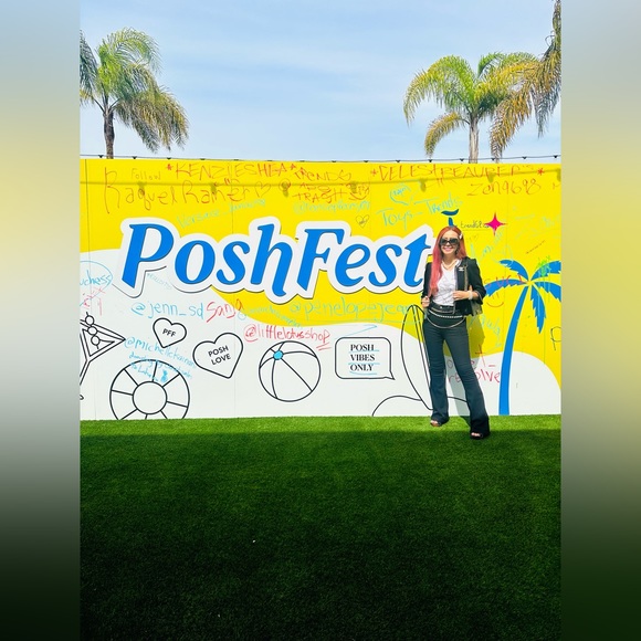 PoshFest 2023 San Diego 💕🌺🌸 - Picture 11 of 15